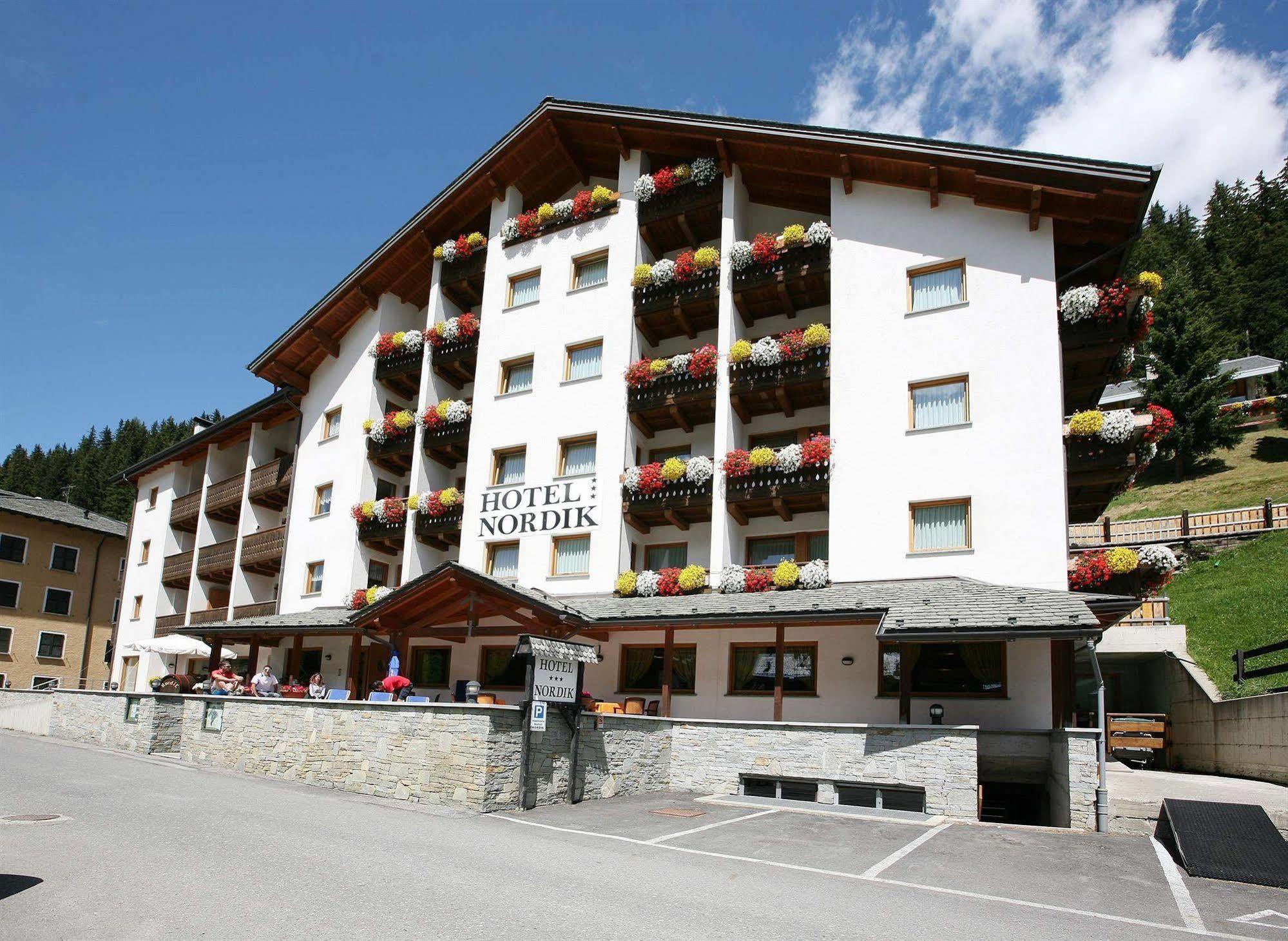 Hotel Nordik Santa Caterina di Valfurva Extérieur photo